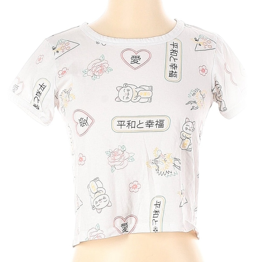 Graphic tee